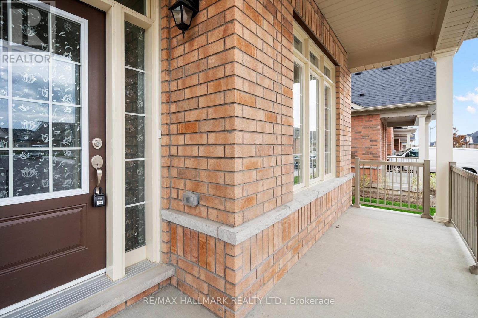 59 Jazzberry Road, Brampton, Ontario  L6R 0W2 - Photo 5 - W12584894