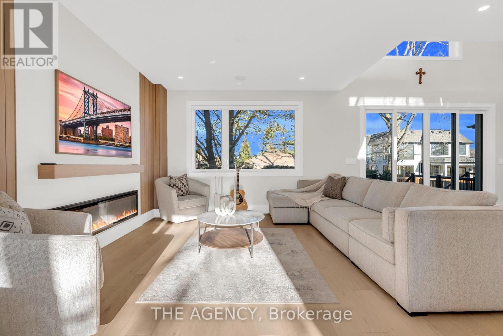 519 Third Line, Oakville, Ontario  L6L 4A8 - Photo 11 - W12584898