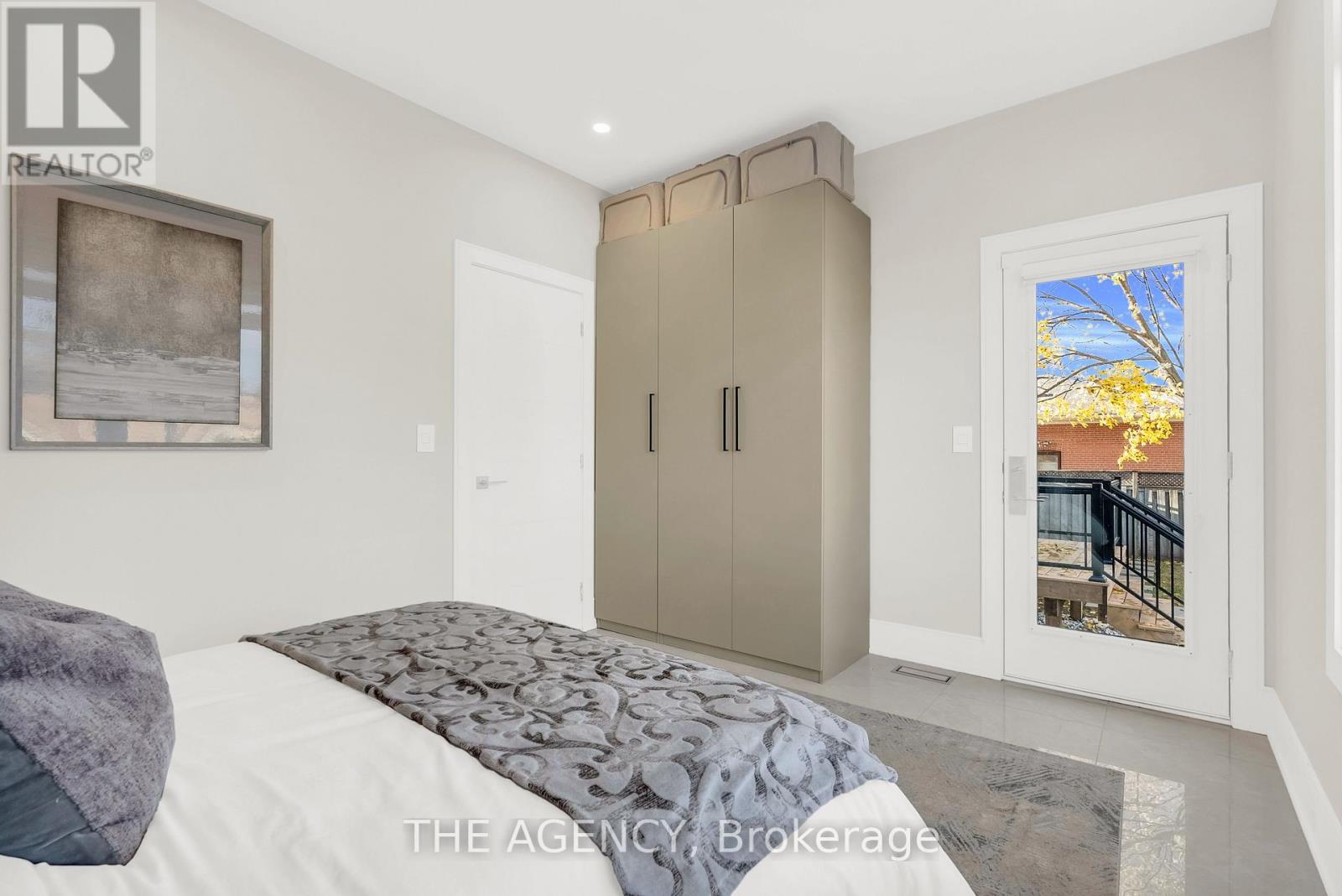 519 Third Line, Oakville, Ontario  L6L 4A8 - Photo 26 - W12584898