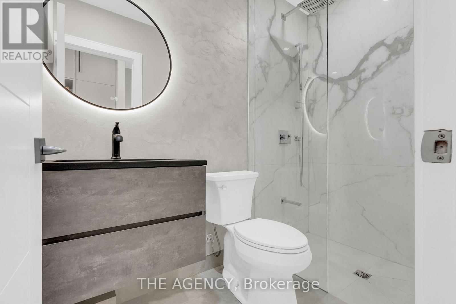 519 Third Line, Oakville, Ontario  L6L 4A8 - Photo 27 - W12584898