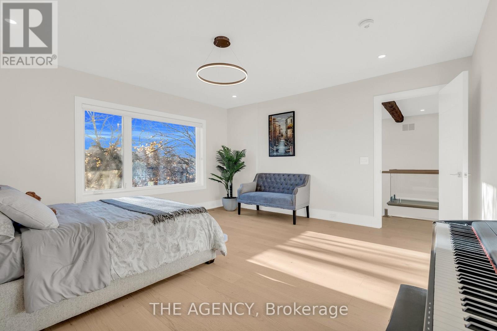 519 Third Line, Oakville, Ontario  L6L 4A8 - Photo 35 - W12584898