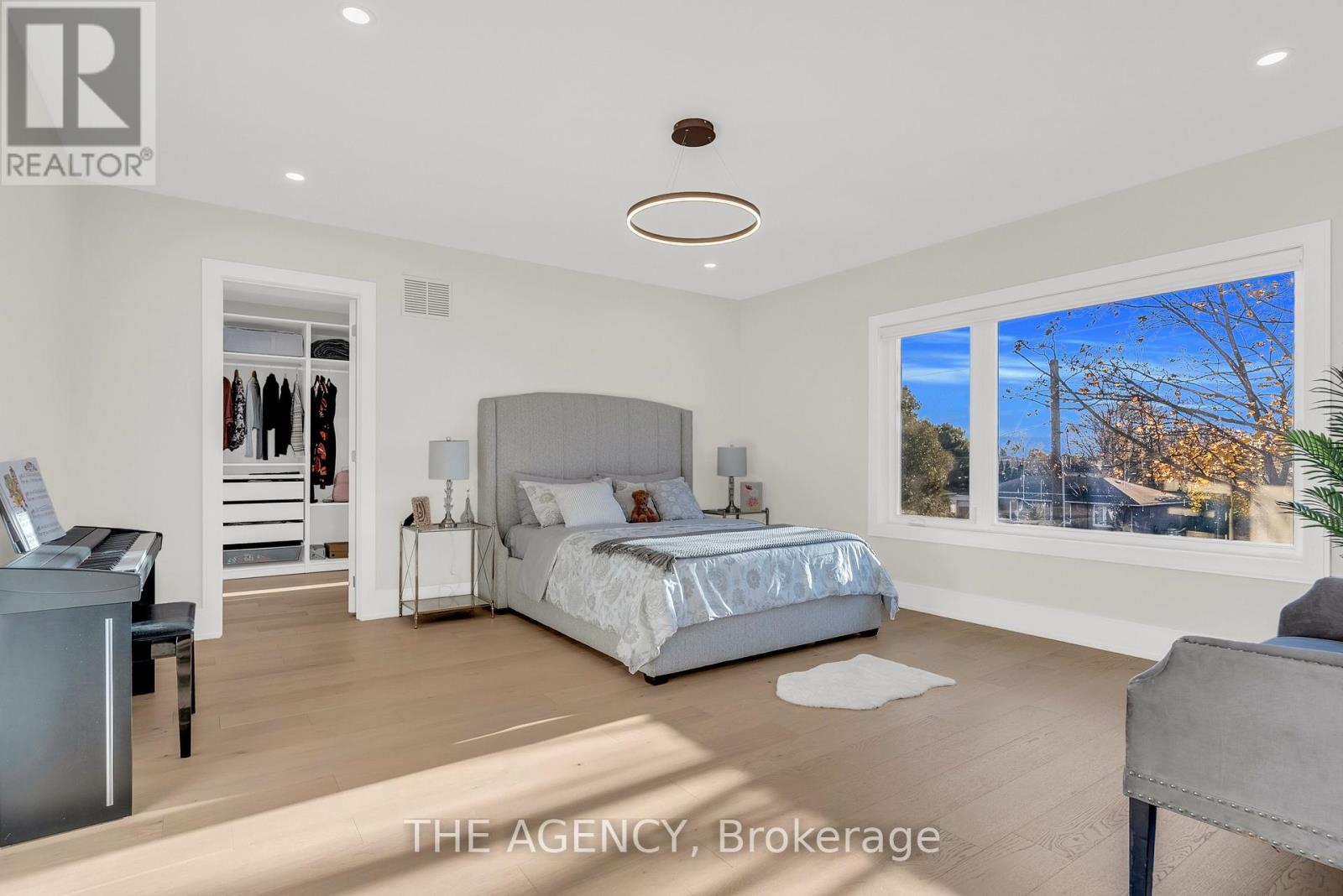 519 Third Line, Oakville, Ontario  L6L 4A8 - Photo 36 - W12584898