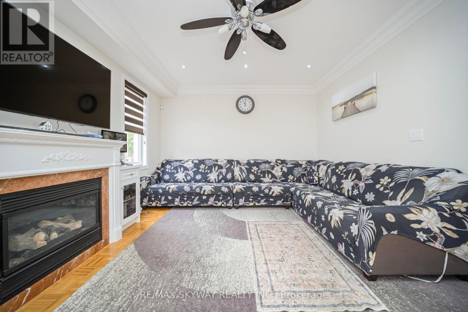 15 Borneo Crescent, Brampton, Ontario  L6R 3C6 - Photo 15 - W12584912