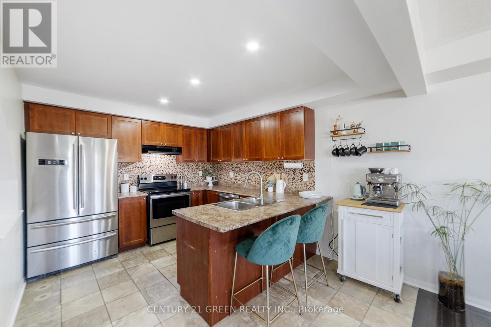 3113 Stornoway Circle, Oakville, Ontario  L6M 5H9 - Photo 6 - W12584914