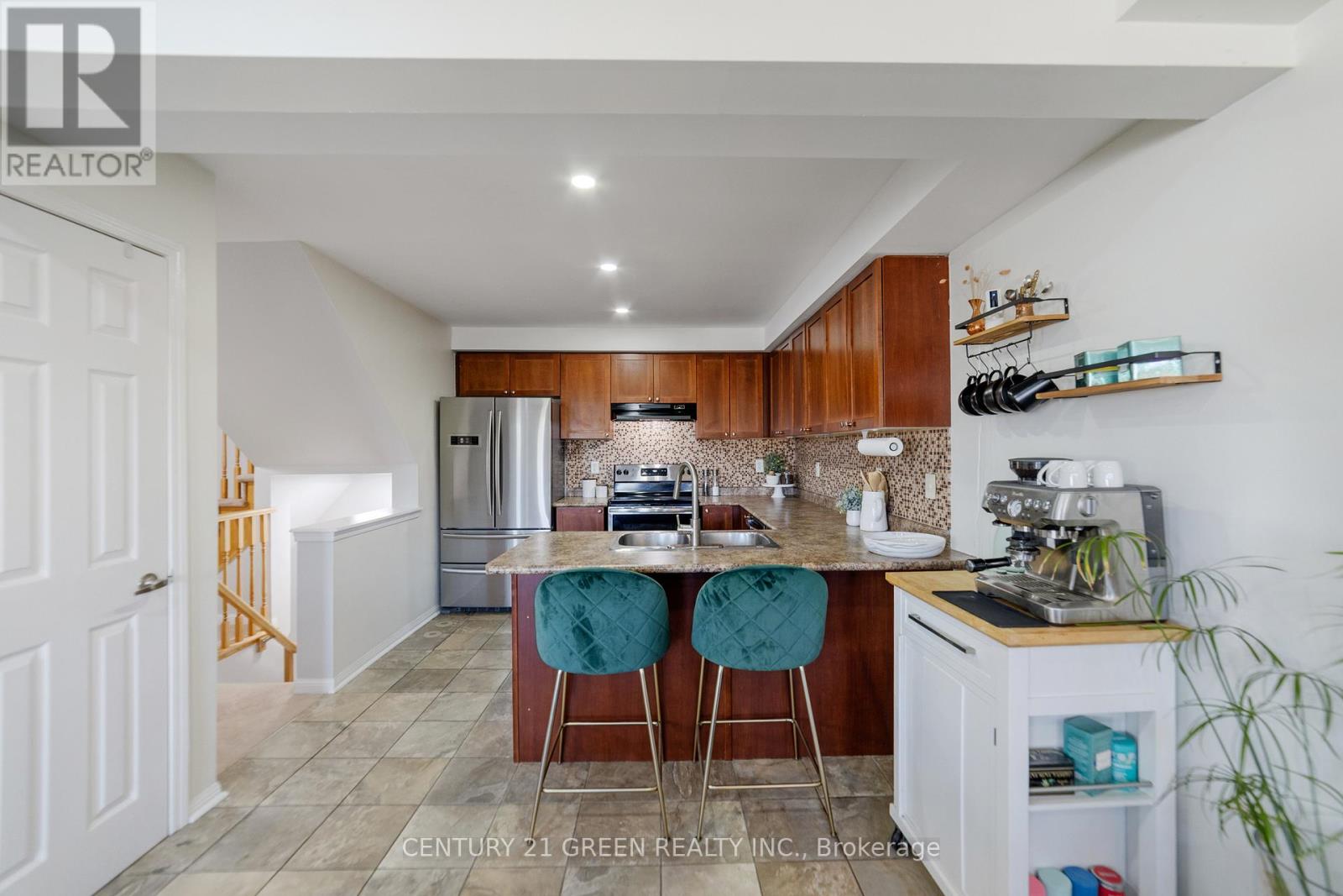 3113 Stornoway Circle, Oakville, Ontario  L6M 5H9 - Photo 7 - W12584914