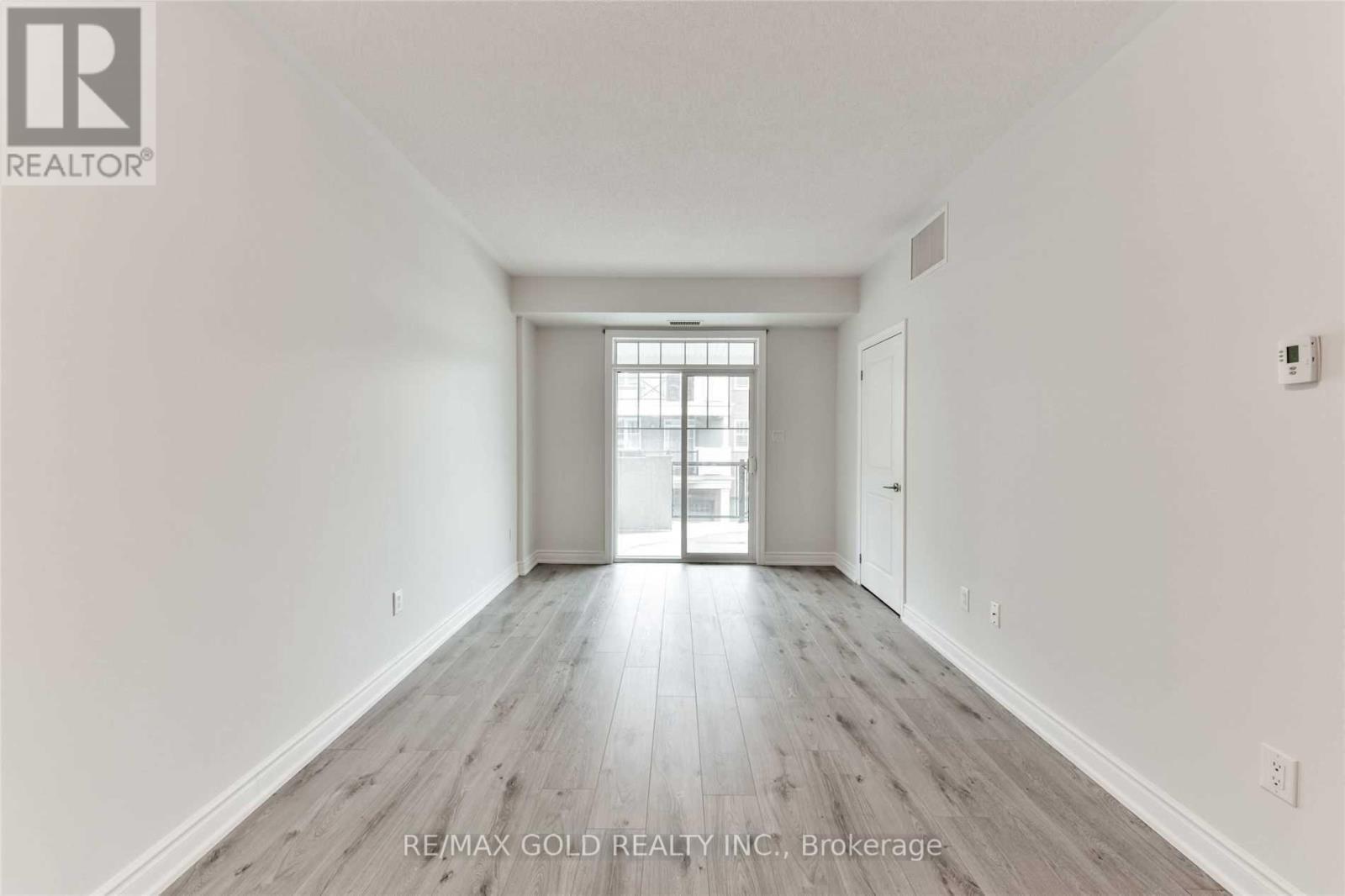 212 - 263 Georgian Drive, Oakville, Ontario  L6H 0L2 - Photo 9 - W12584958