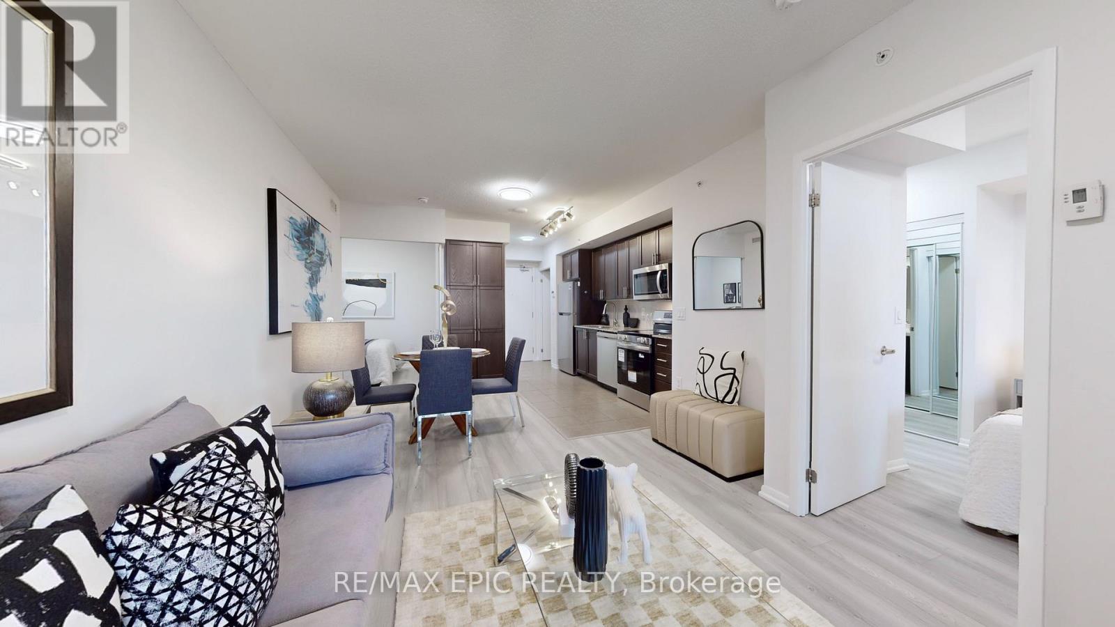 603 - 830 Lawrence Avenue W, Toronto, Ontario  M6A 0B6 - Photo 2 - W12584966