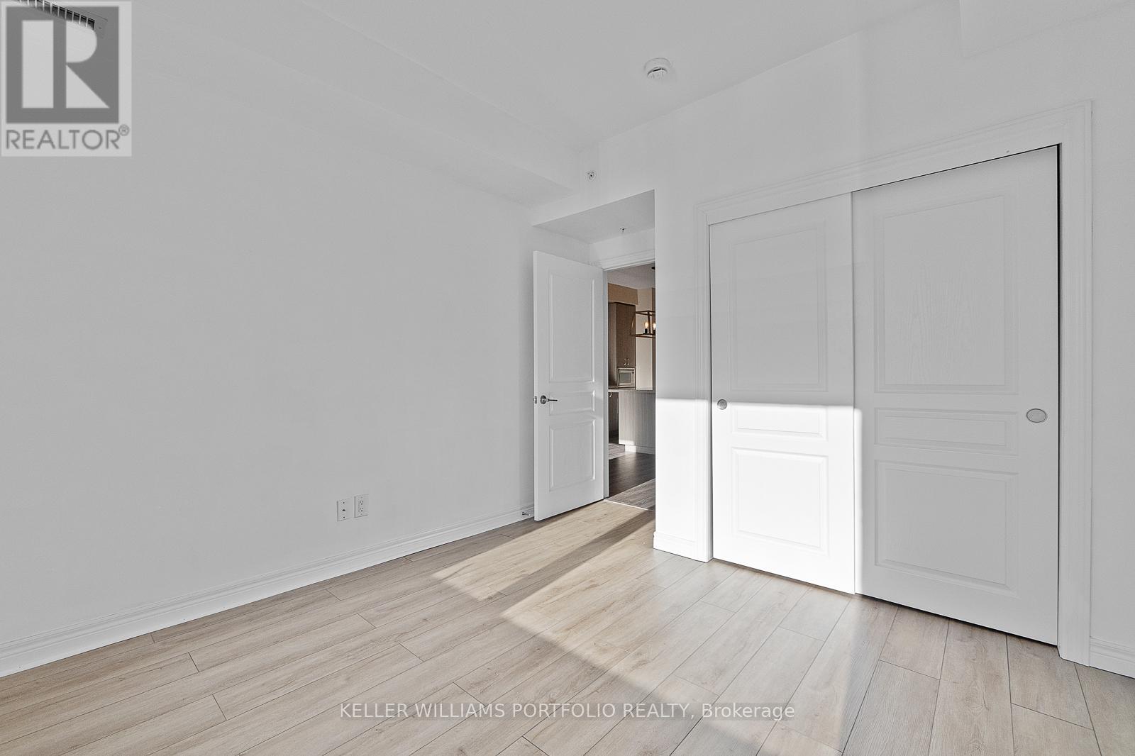 322 - 457 Plains Road E, Burlington, Ontario  L7T 0B8 - Photo 20 - W12585040