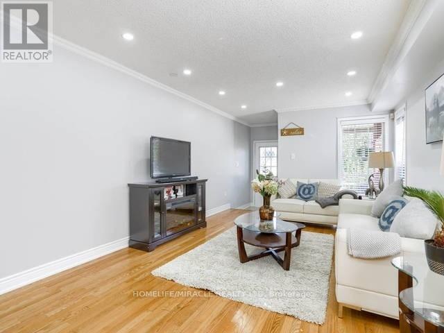 279 Fitzgerald Crescent, Milton, Ontario  L9T 5Y3 - Photo 4 - W12585050