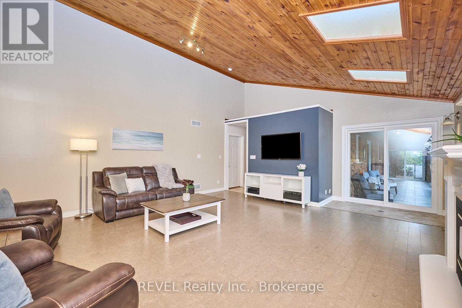 354 Doan's Ridge Road, Welland, Ontario  L3B 5N7 - Photo 22 - X12585082