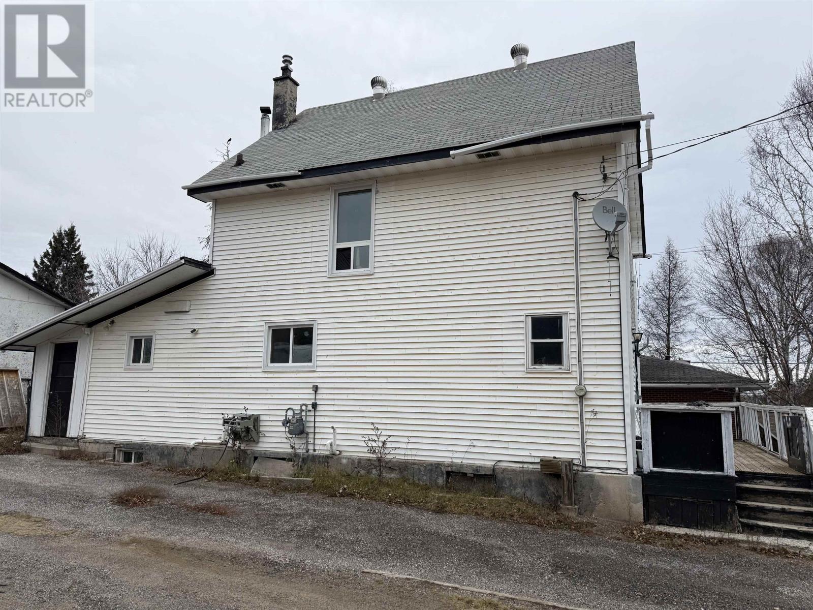 150 Pine St, Thunder Bay, Ontario  P7A 5X5 - Photo 5 - TB253575