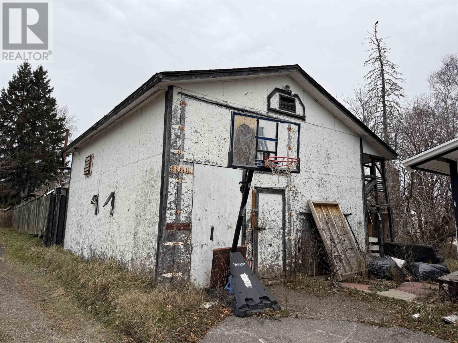 150 Pine St, Thunder Bay, Ontario  P7A 5X5 - Photo 7 - TB253575