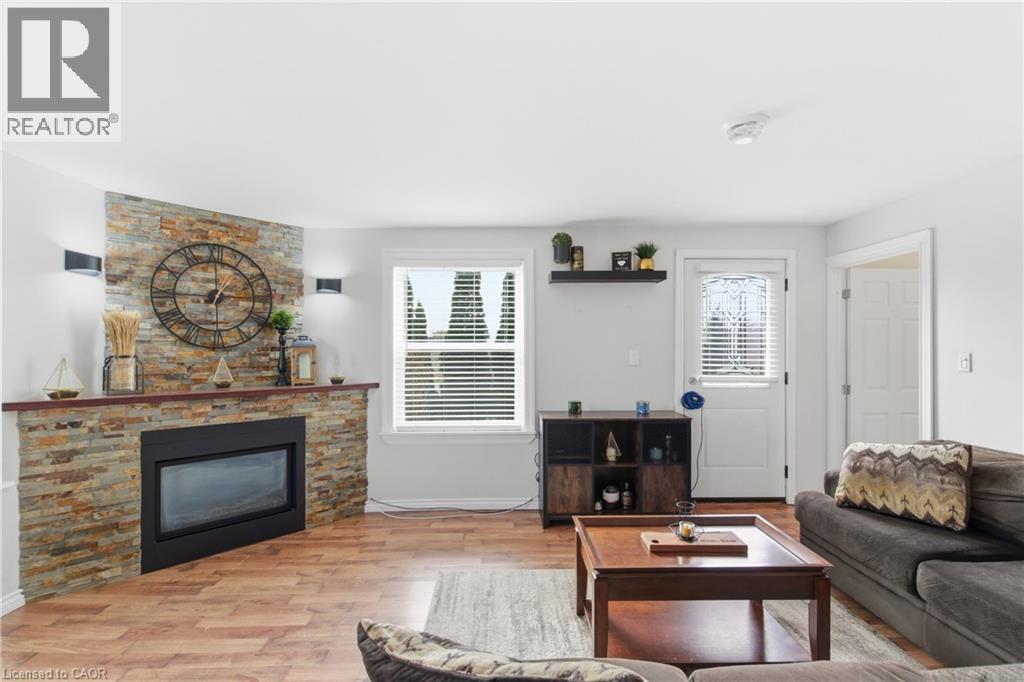 112 Young Road, Dunnville, Ontario  N1A 2W7 - Photo 13 - 40791168