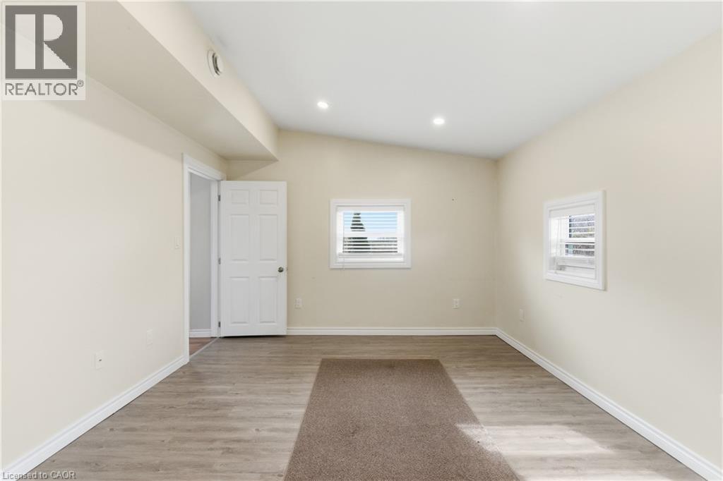 112 Young Road, Dunnville, Ontario  N1A 2W7 - Photo 16 - 40791168