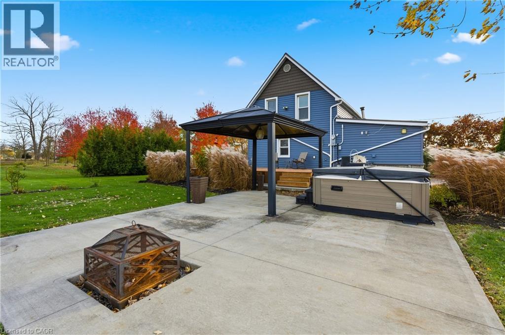 112 Young Road, Dunnville, Ontario  N1A 2W7 - Photo 6 - 40791168