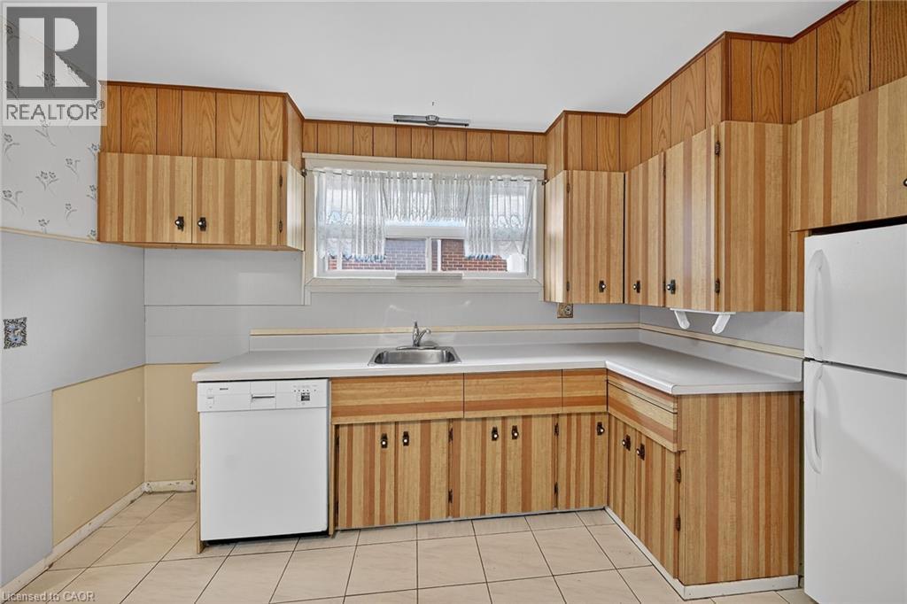 28 Warren Avenue, Hamilton, Ontario  L9A 3C6 - Photo 11 - 40791127