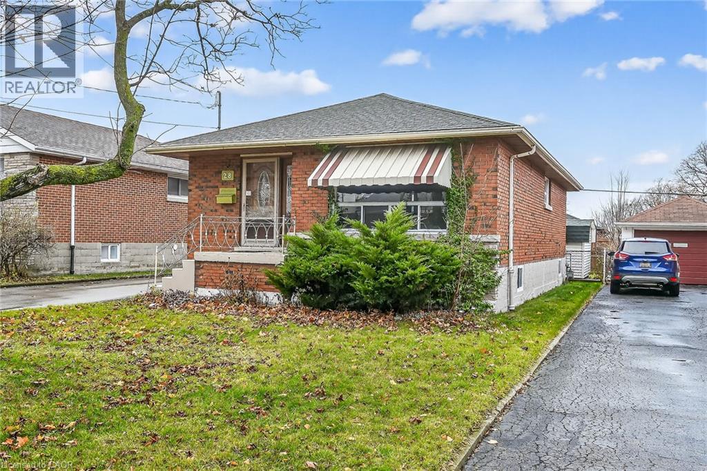 28 Warren Avenue, Hamilton, Ontario  L9A 3C6 - Photo 3 - 40791127
