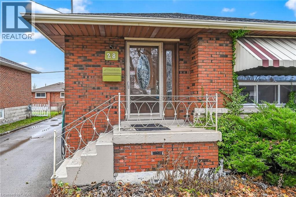 28 Warren Avenue, Hamilton, Ontario  L9A 3C6 - Photo 4 - 40791127