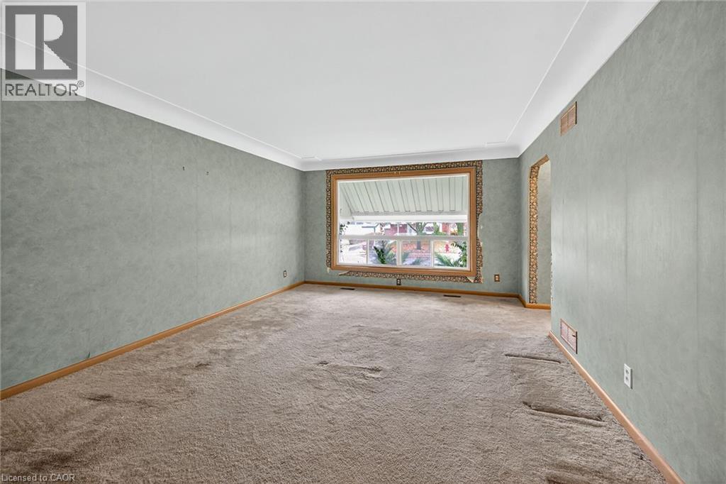 28 Warren Avenue, Hamilton, Ontario  L9A 3C6 - Photo 8 - 40791127