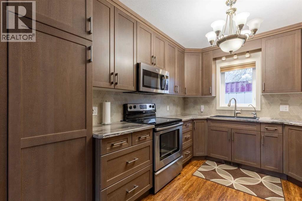 915 7 Street N, Lethbridge, Alberta  T1H 1Y8 - Photo 14 - A2269142