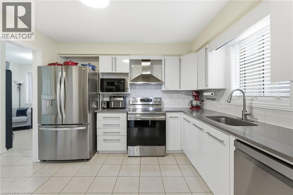 48 Alderson Drive, Cambridge, Ontario  N3C 4C4 - Photo 9 - 40789589