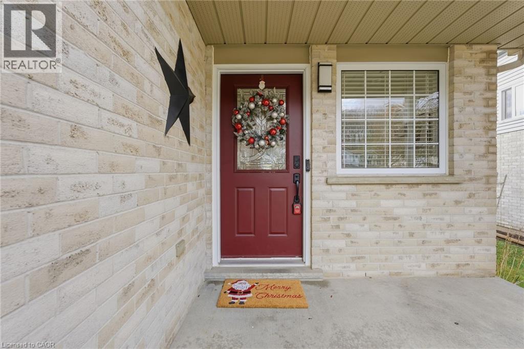 48 Alderson Drive, Cambridge, Ontario  N3C 4C4 - Photo 3 - 40789589