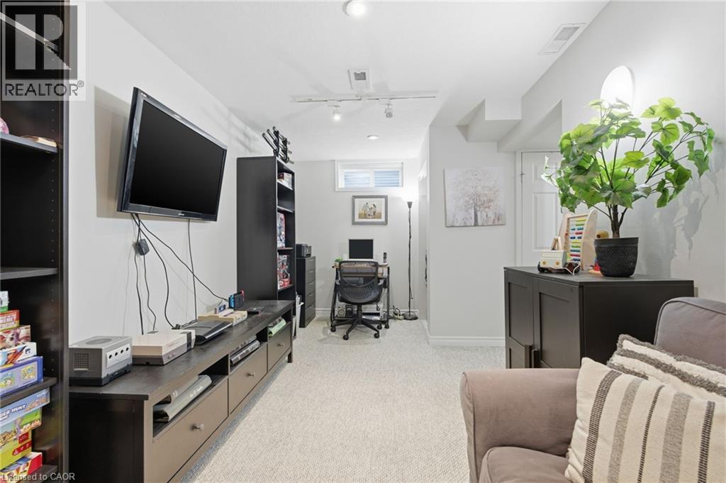 48 Alderson Drive, Cambridge, Ontario  N3C 4C4 - Photo 37 - 40789589