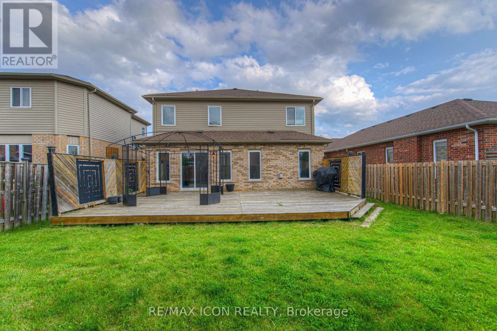 139 Pebblecreek Drive, Kitchener, Ontario  N2A 4M4 - Photo 40 - X12584896