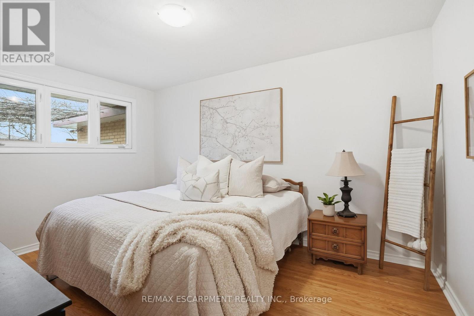 131 Nash Road N, Hamilton, Ontario  L8H 2P7 - Photo 17 - X12584902