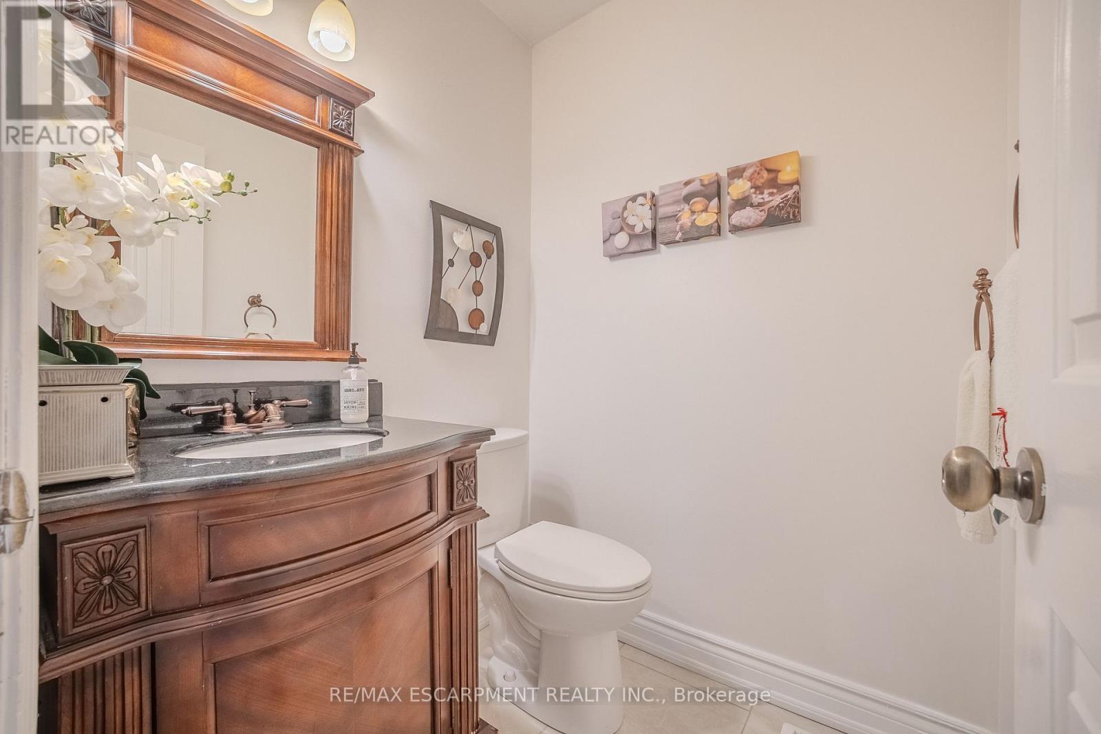 139 Brigade Drive, Hamilton, Ontario  L9B 2B9 - Photo 33 - X12584948