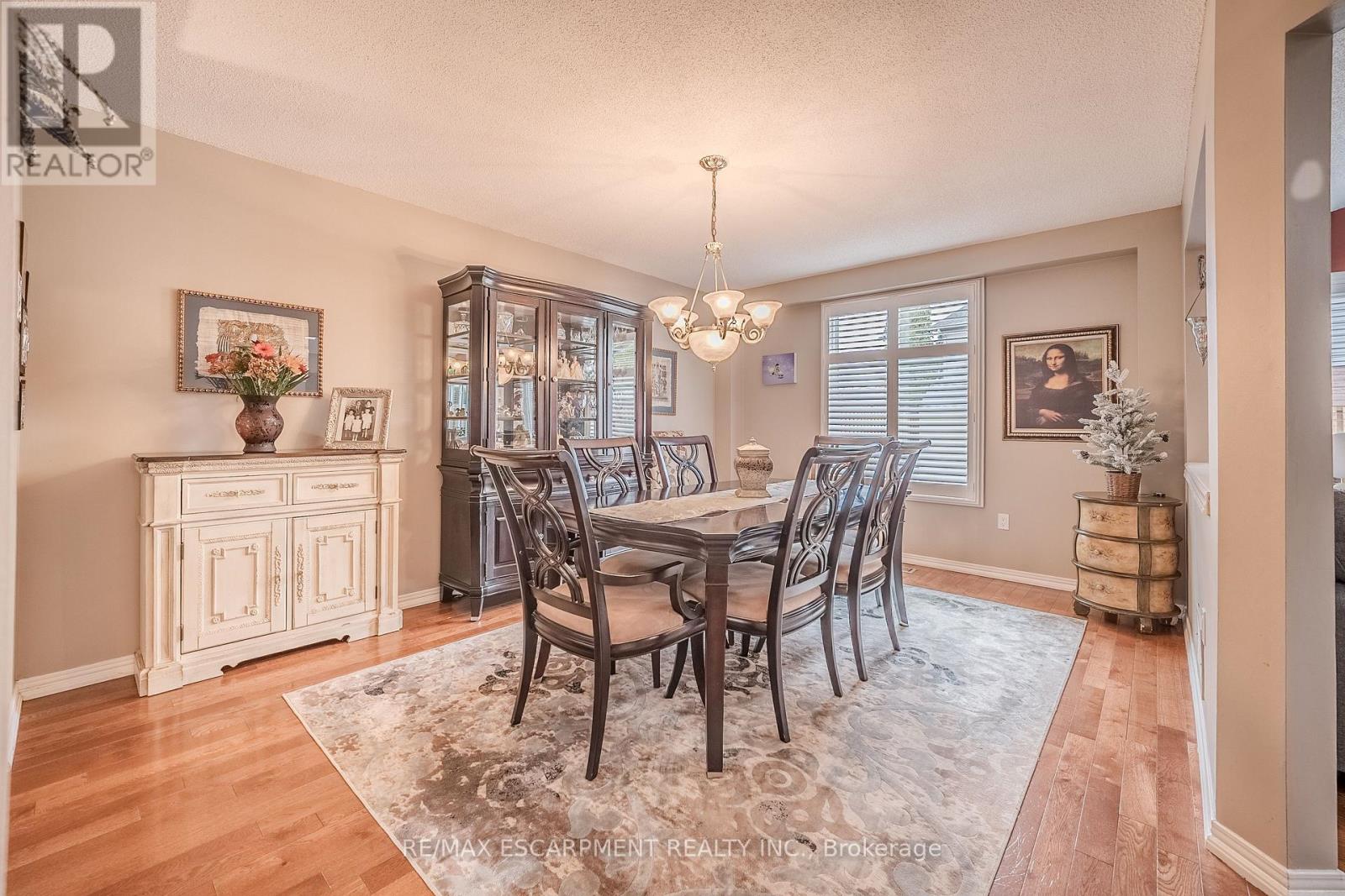 139 Brigade Drive, Hamilton, Ontario  L9B 2B9 - Photo 8 - X12584948