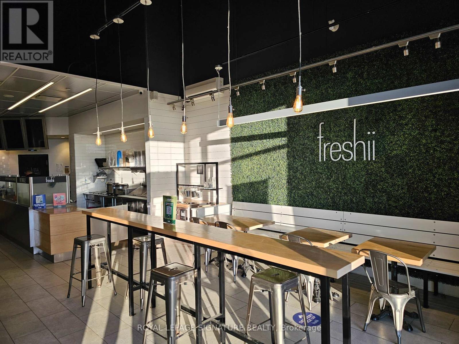 4 - 584 Weber Street, Waterloo, Ontario  N2V 1K4 - Photo 2 - X12584950