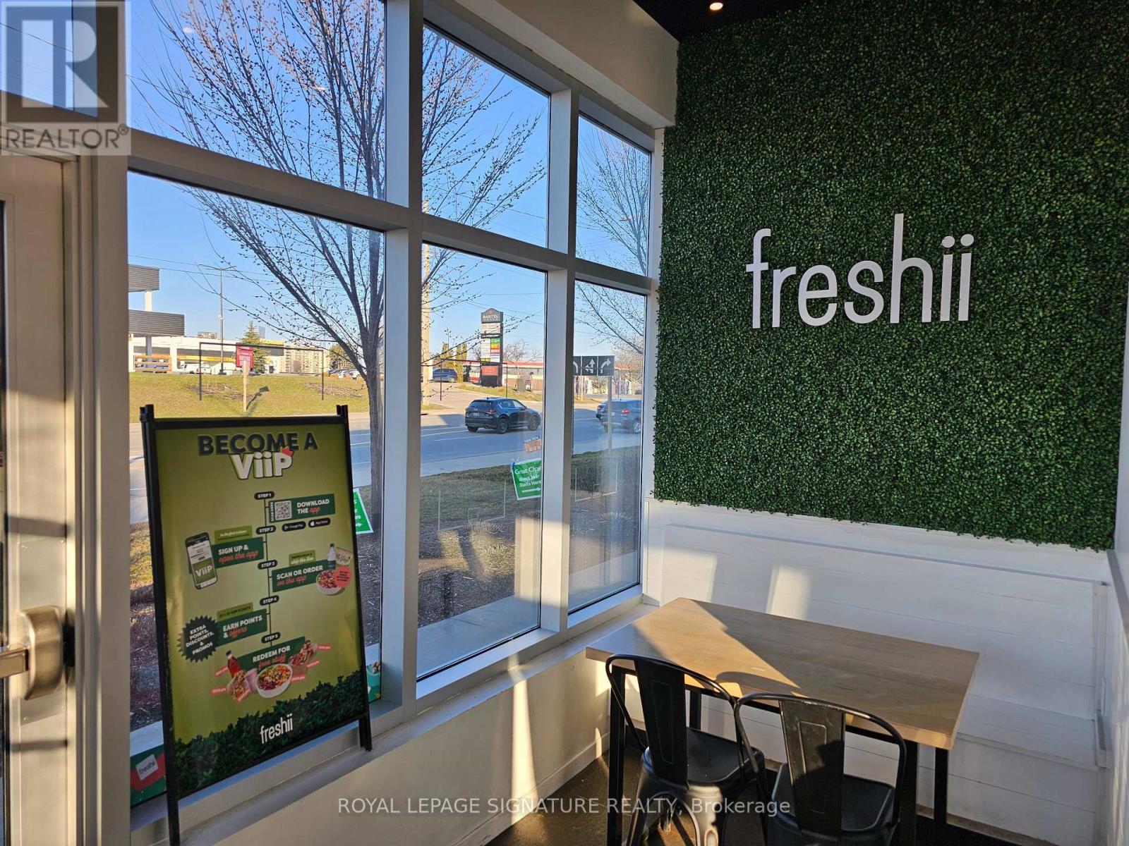 10 Manitou Drive, Kitchener, Ontario  N2C 2N3 - Photo 10 - X12584964