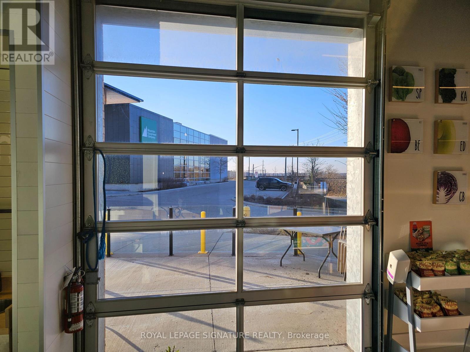 10 Manitou Drive, Kitchener, Ontario  N2C 2N3 - Photo 15 - X12584964