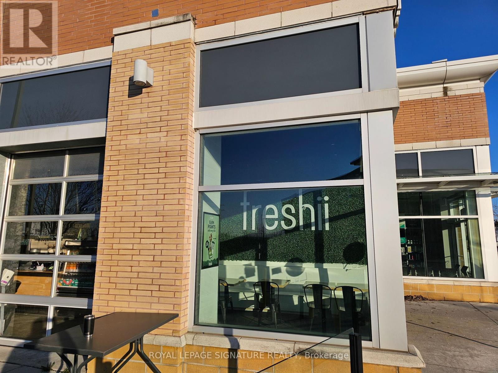 10 Manitou Drive, Kitchener, Ontario  N2C 2N3 - Photo 6 - X12584964