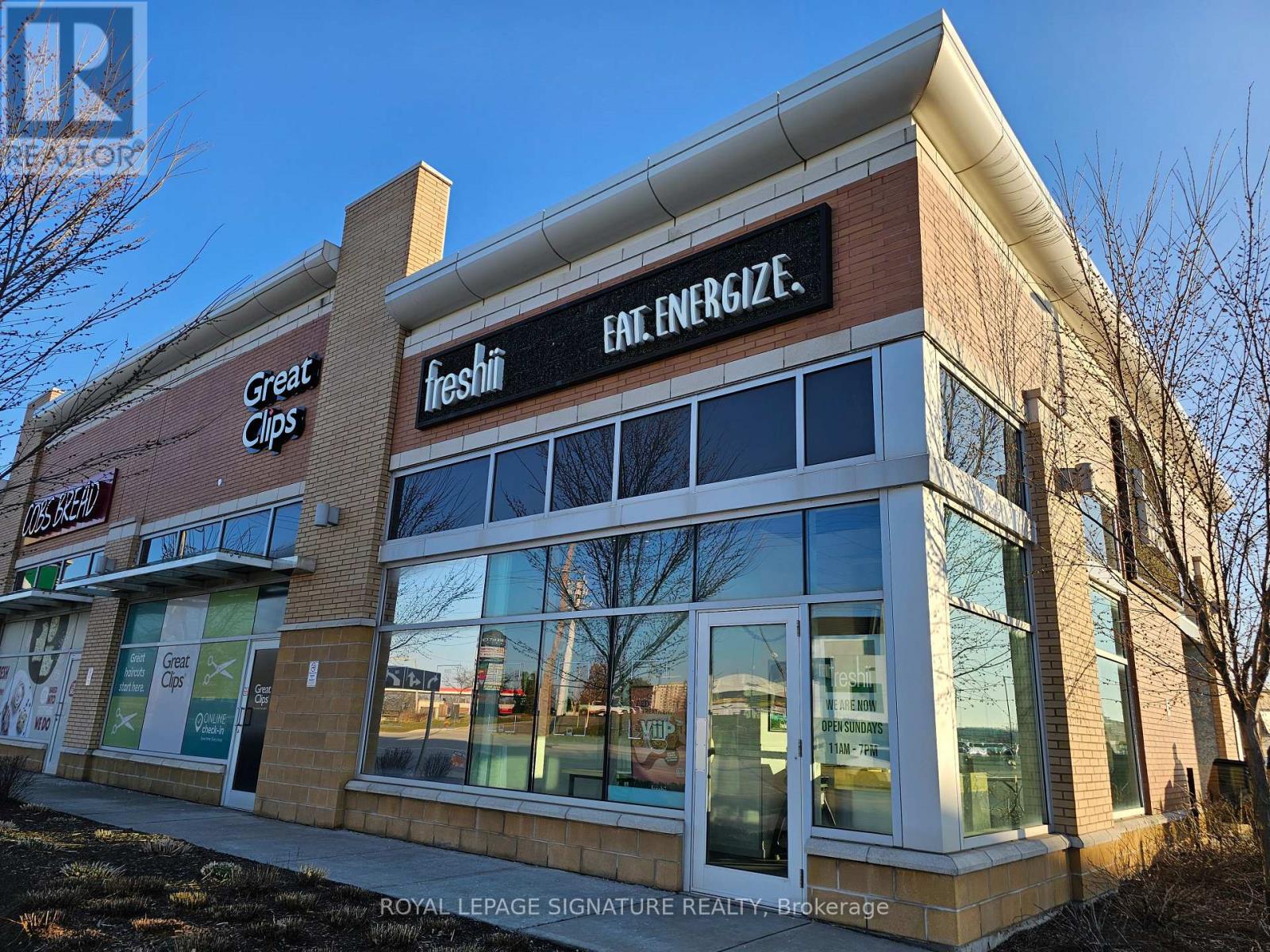 10 Manitou Drive, Kitchener, Ontario  N2C 2N3 - Photo 8 - X12584964