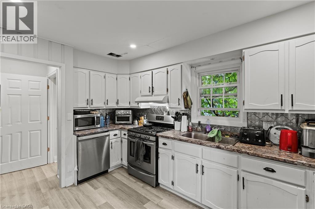 15 Mccormick Street, Welland, Ontario  L3C 4L8 - Photo 23 - 40785504