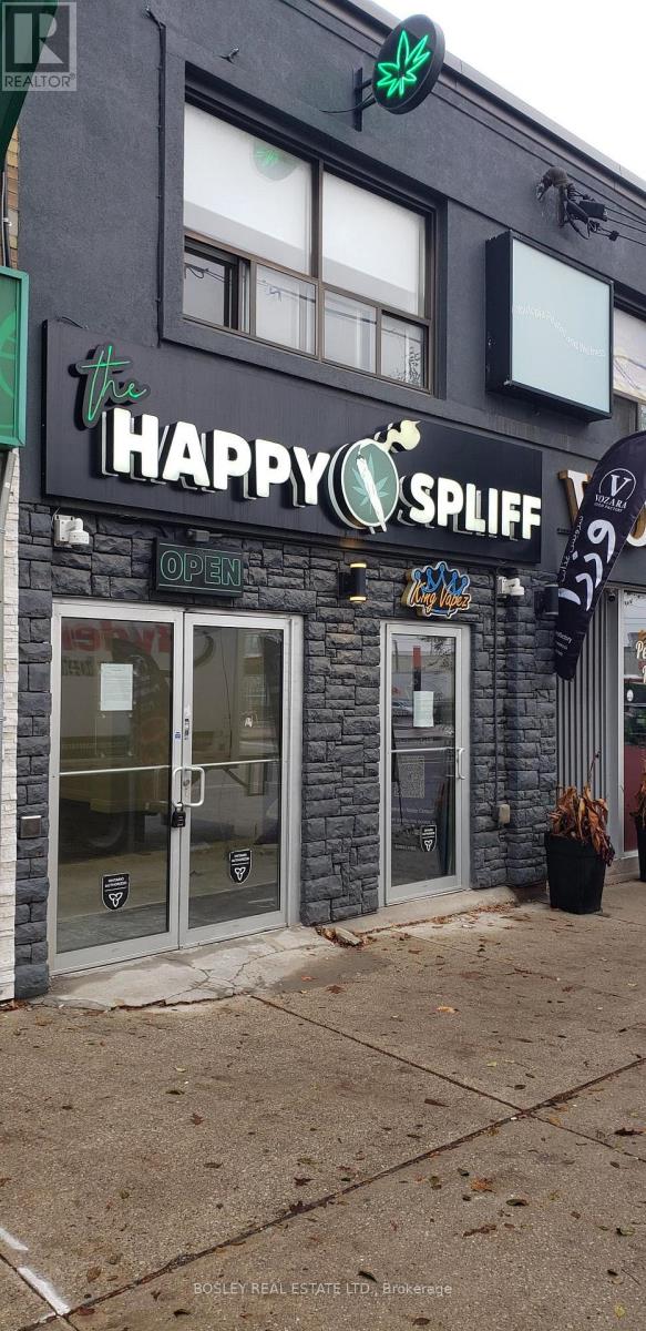 856 EGLINTON AVENUE E, Toronto, Ontario