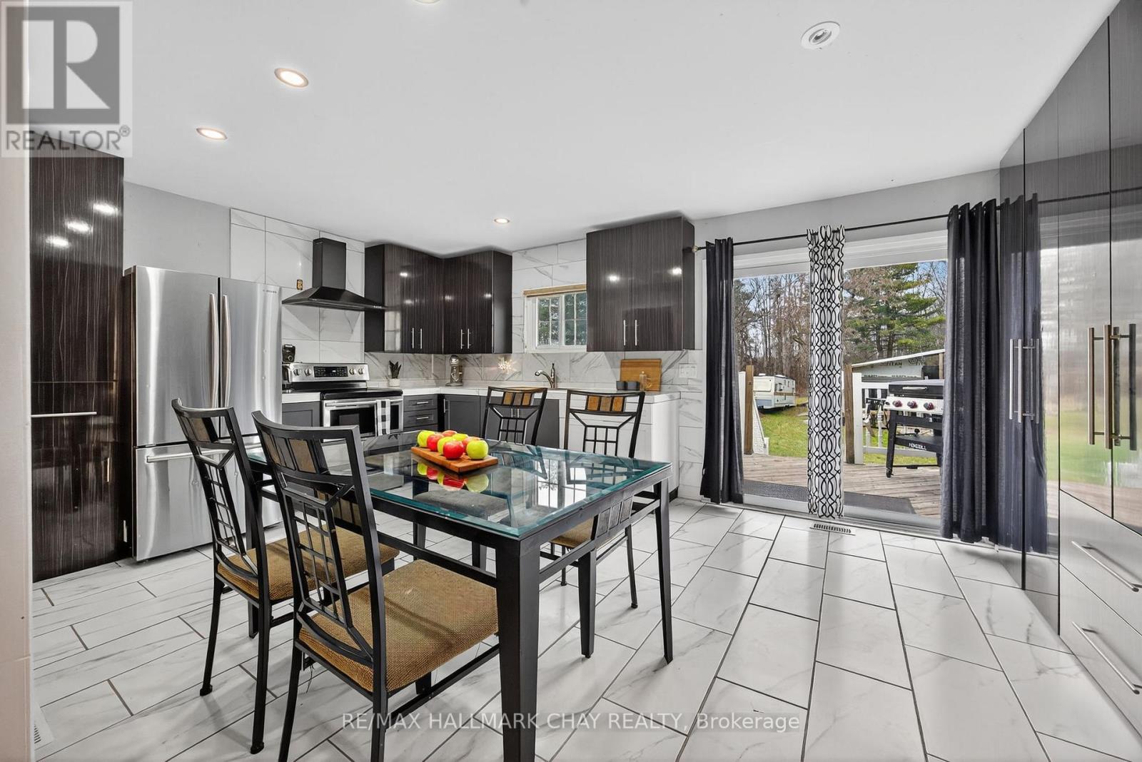 120 Switzer Street, Clearview, Ontario  L0M 1N0 - Photo 10 - S12583340