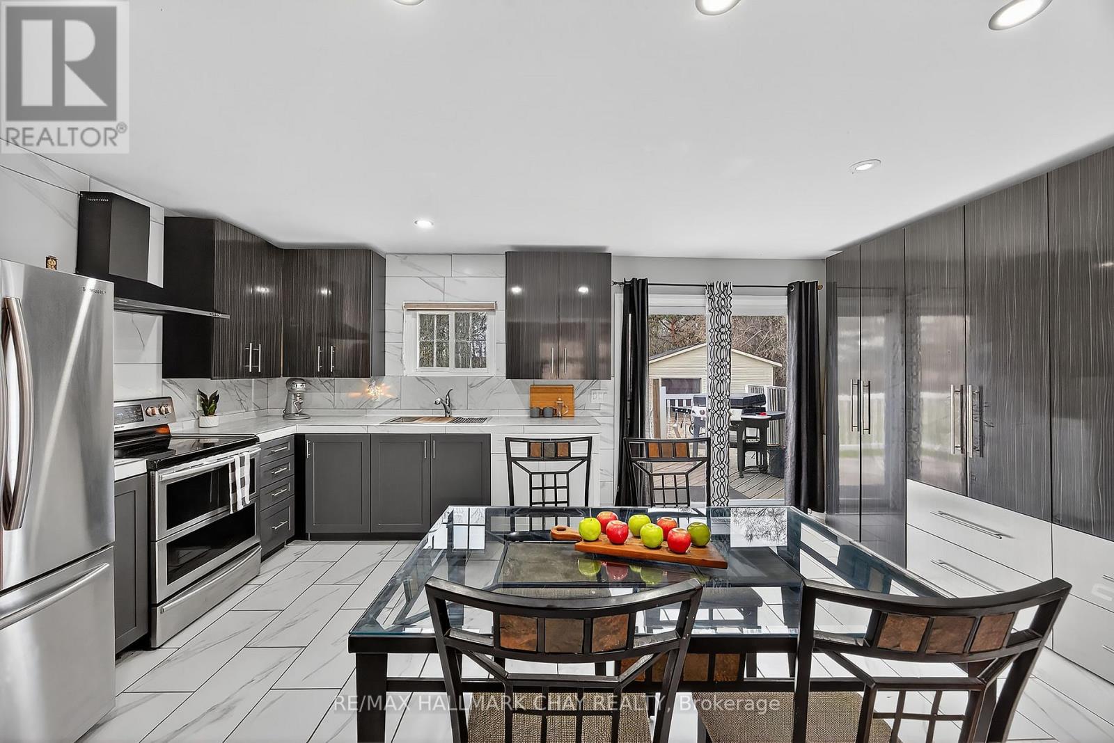 120 Switzer Street, Clearview, Ontario  L0M 1N0 - Photo 11 - S12583340