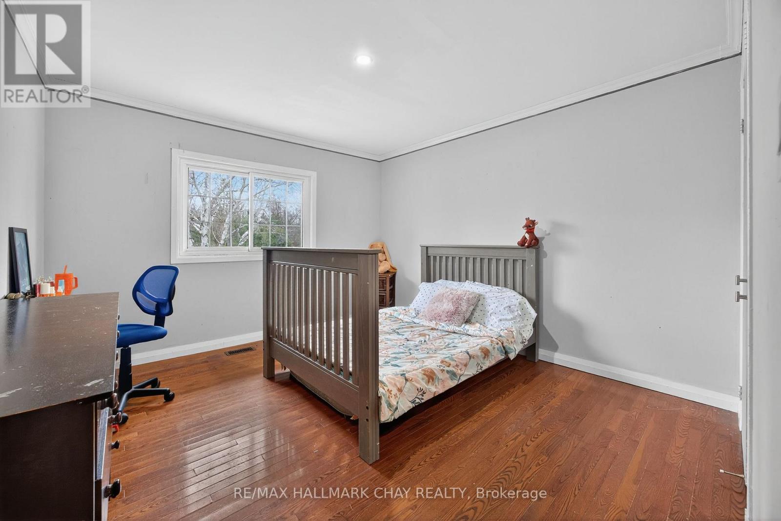 120 Switzer Street, Clearview, Ontario  L0M 1N0 - Photo 15 - S12583340