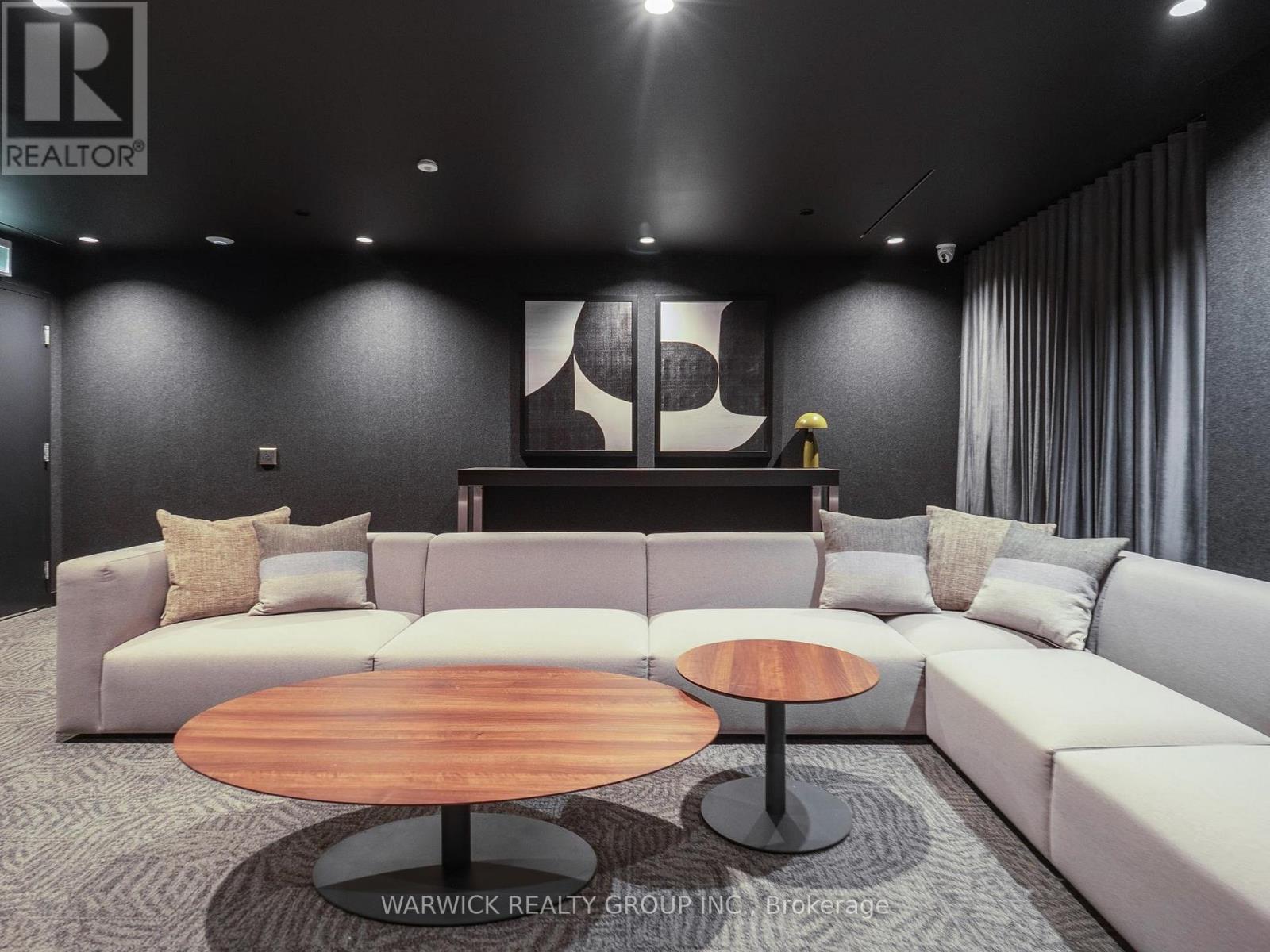 303 - 4365 Bloor Street W, Toronto, Ontario  M9C 1R3 - Photo 37 - W12417474