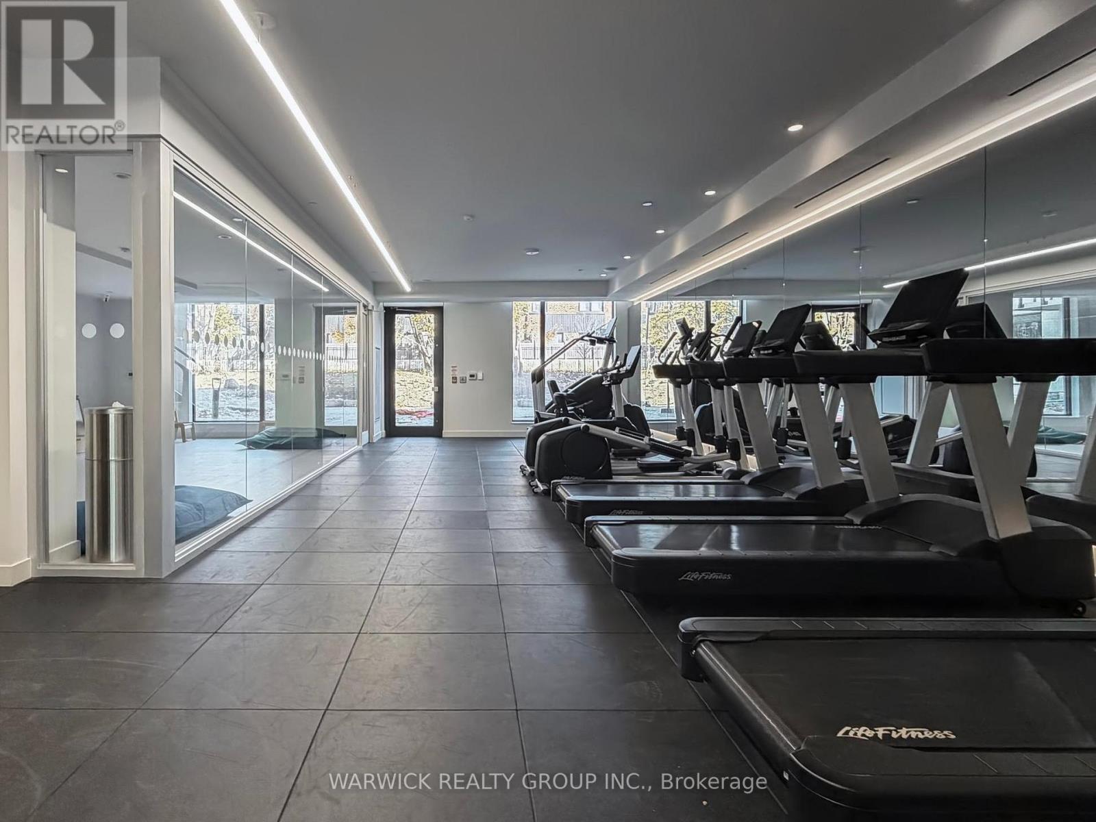 303 - 4365 Bloor Street W, Toronto, Ontario  M9C 1R3 - Photo 48 - W12417474