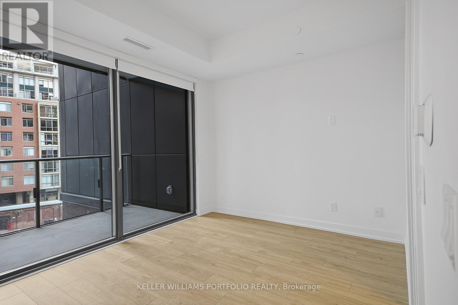 402 - 35 Parliament Street, Toronto, Ontario  M5A 0Z5 - Photo 11 - C12585076