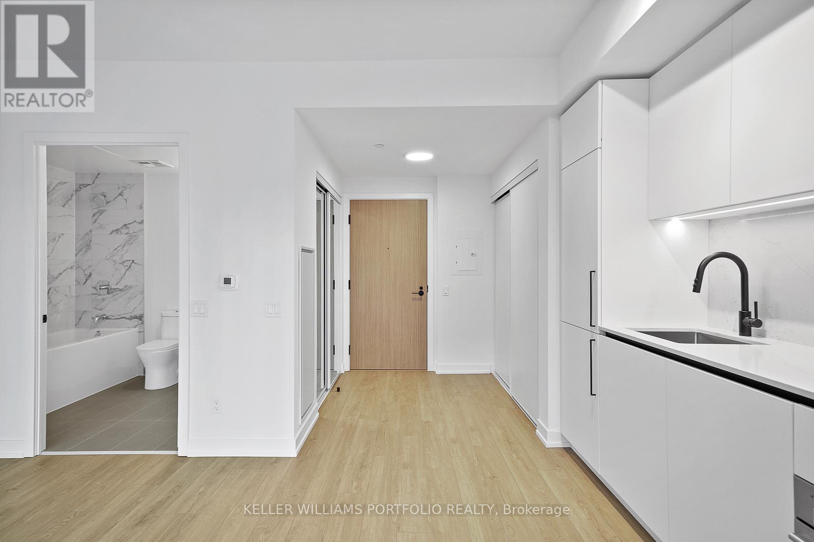 402 - 35 Parliament Street, Toronto, Ontario  M5A 0Z5 - Photo 8 - C12585076