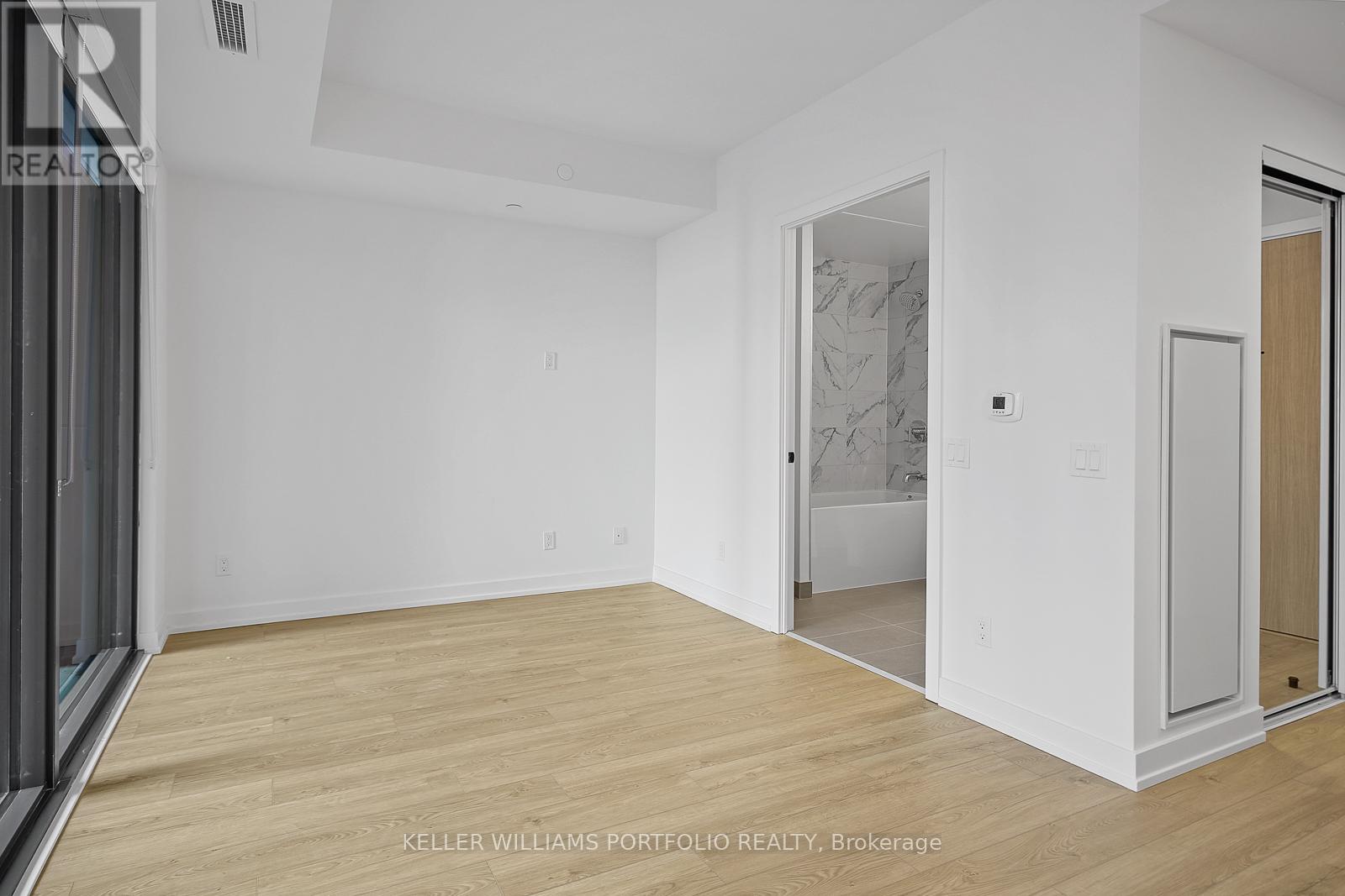 402 - 35 Parliament Street, Toronto, Ontario  M5A 0Z5 - Photo 9 - C12585076