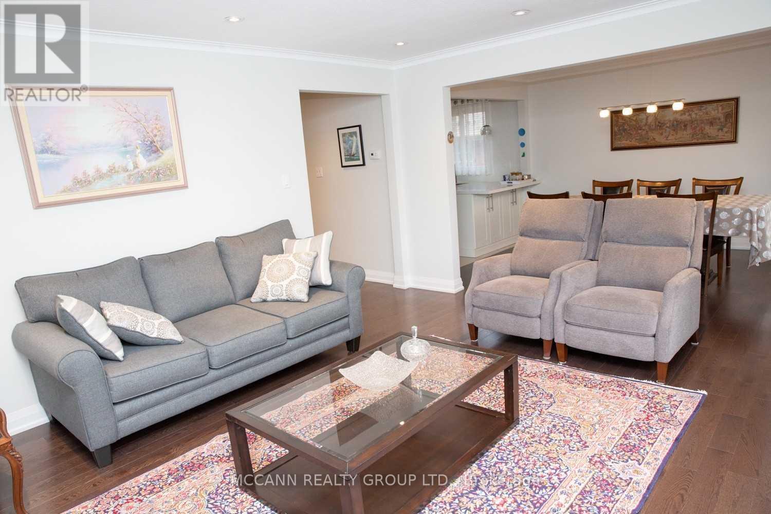 65 Bellbury Crescent, Toronto, Ontario  M2J 2J9 - Photo 6 - C12585088