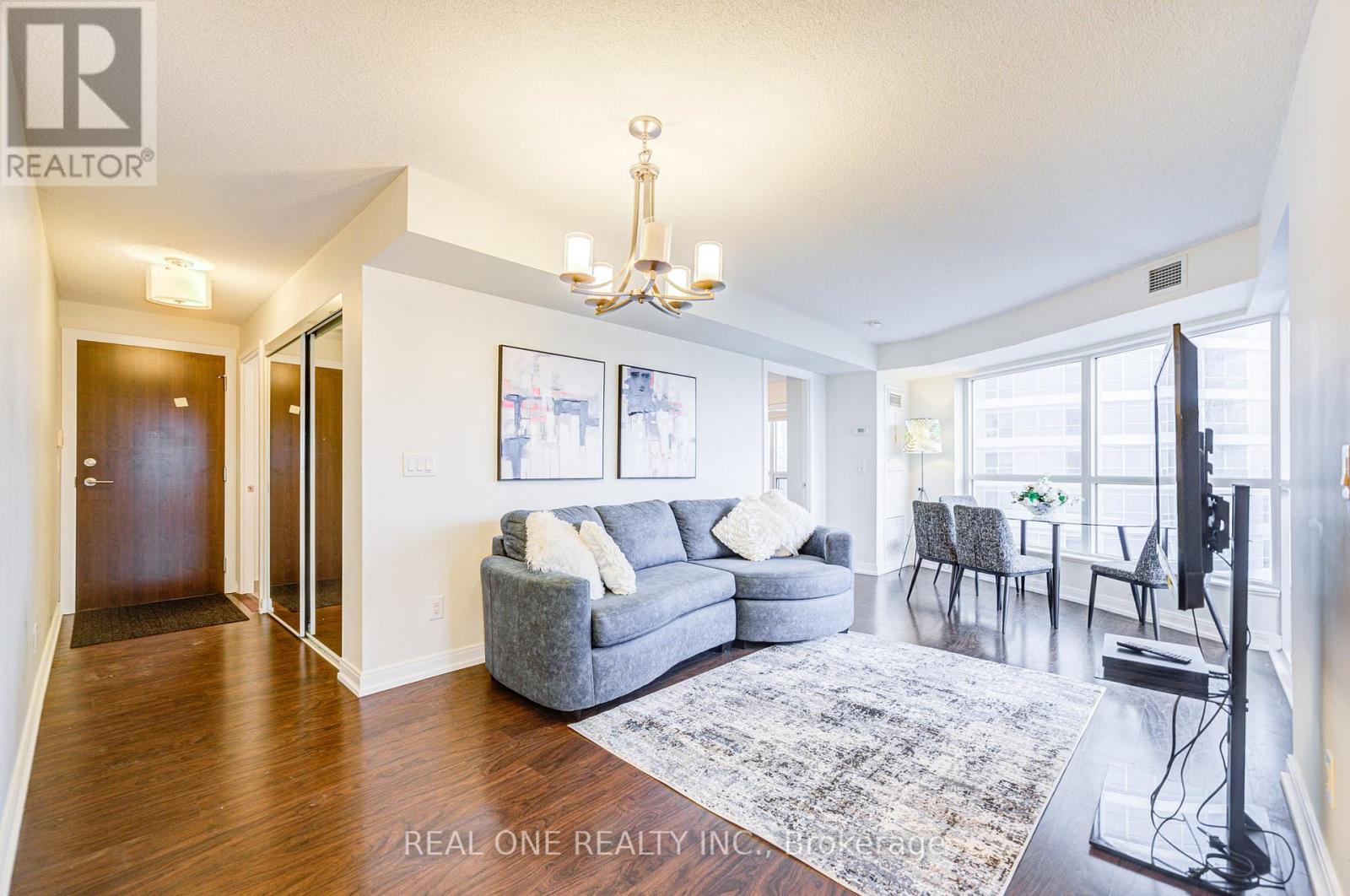 1008 - 151 Village Green Square, Toronto, Ontario  M1S 0K5 - Photo 17 - E12585120