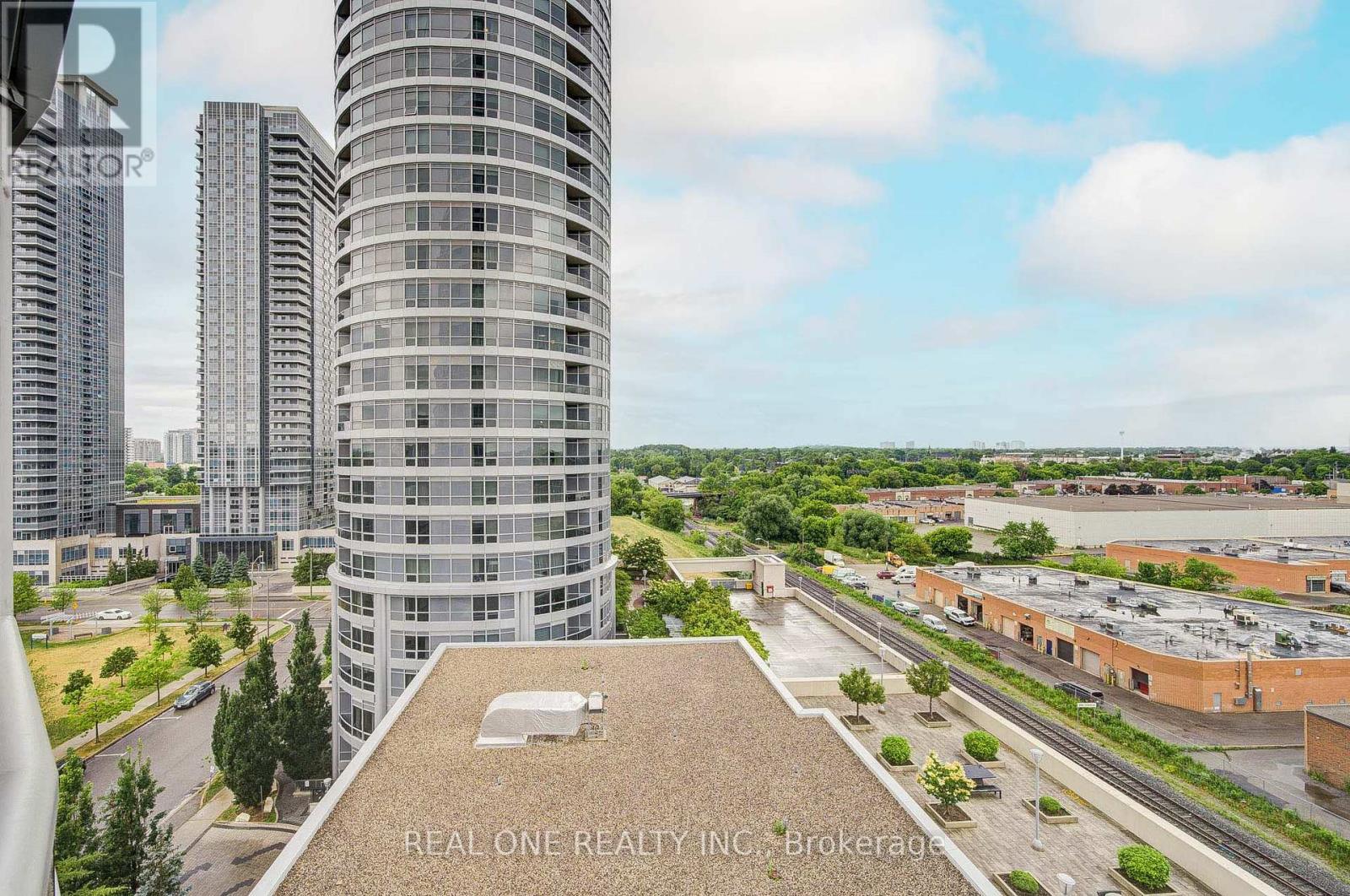 1008 - 151 Village Green Square, Toronto, Ontario  M1S 0K5 - Photo 41 - E12585120