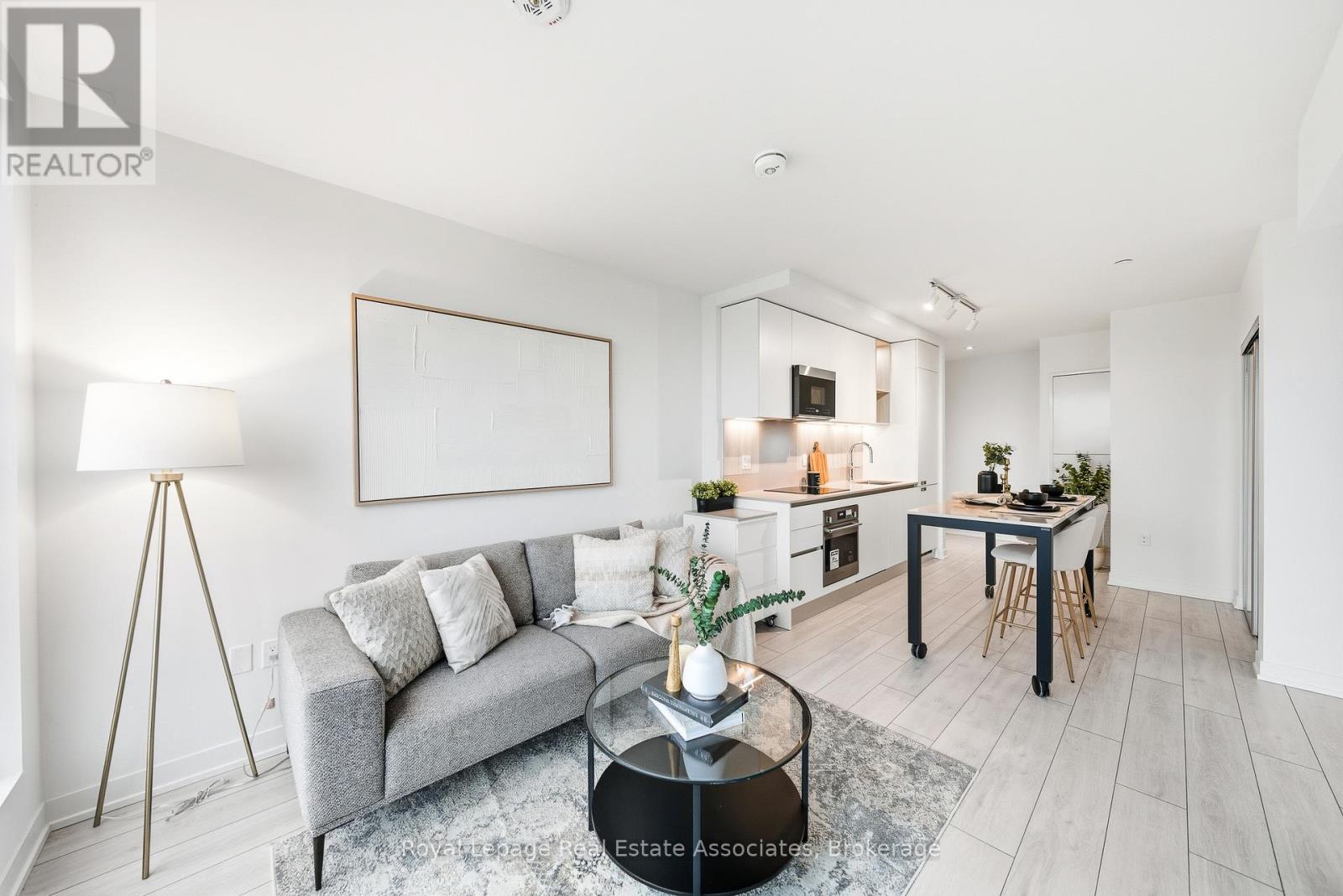 1005 - 39 Mary Street, Barrie, Ontario  L4N 1S9 - Photo 8 - S12585062